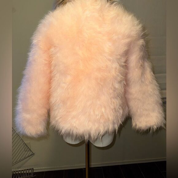 Cat & Jack pink fuzzy lightweight hook n eye closure size 10-12 girls - Picture 5 of 16